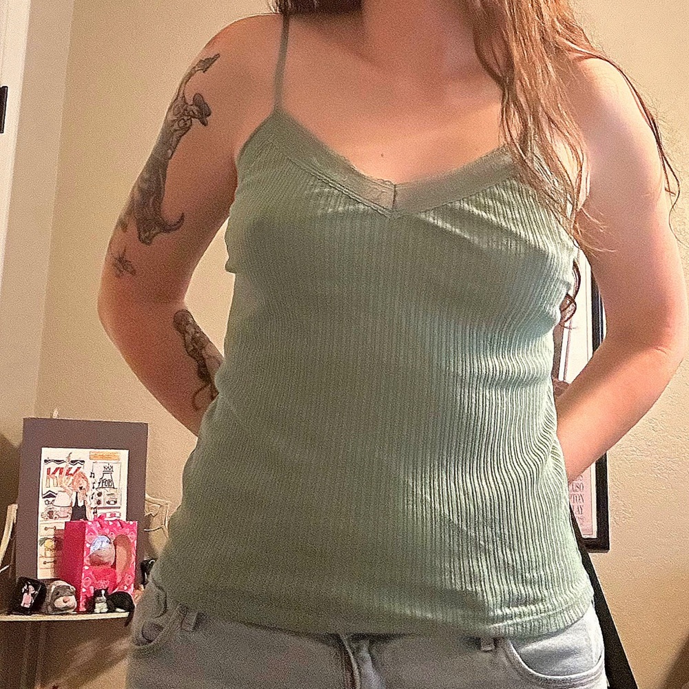 Women's Lace Trim Ribbed Tank Top - Green
